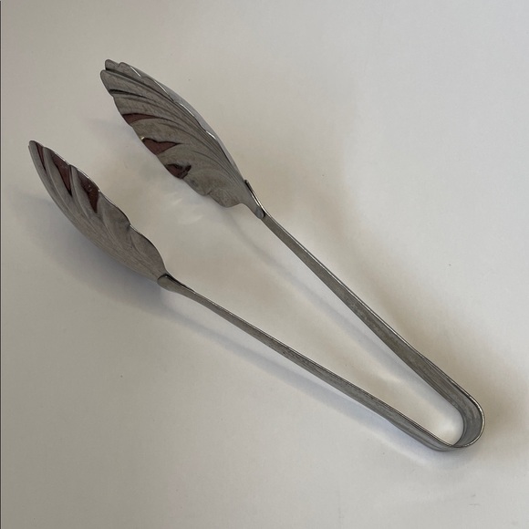 Vintage INOX Stainless Steel Leaf-Edge Serving Tongs. - Picture 2 of 4
